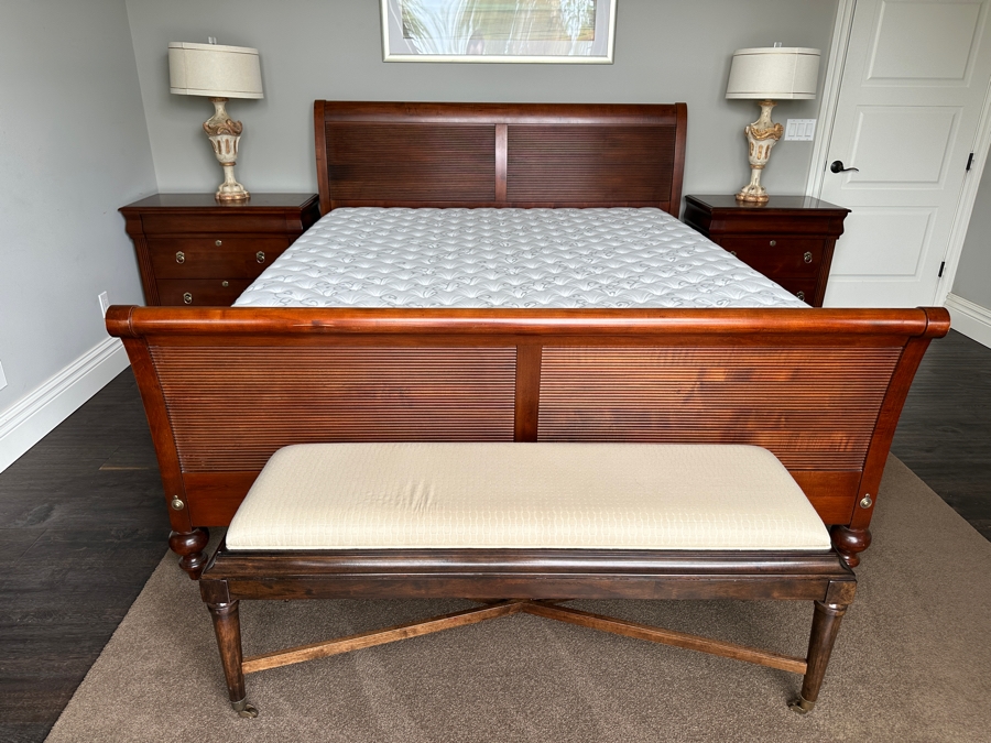 Just Added - Stanley Furniture Company Bench 53W X 18D X 21H [Photo 3]