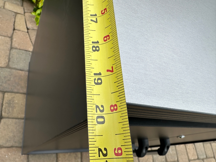 Just Added - Black & Decker Cabinet 31.5W X 20D X 38H [Photo 7]