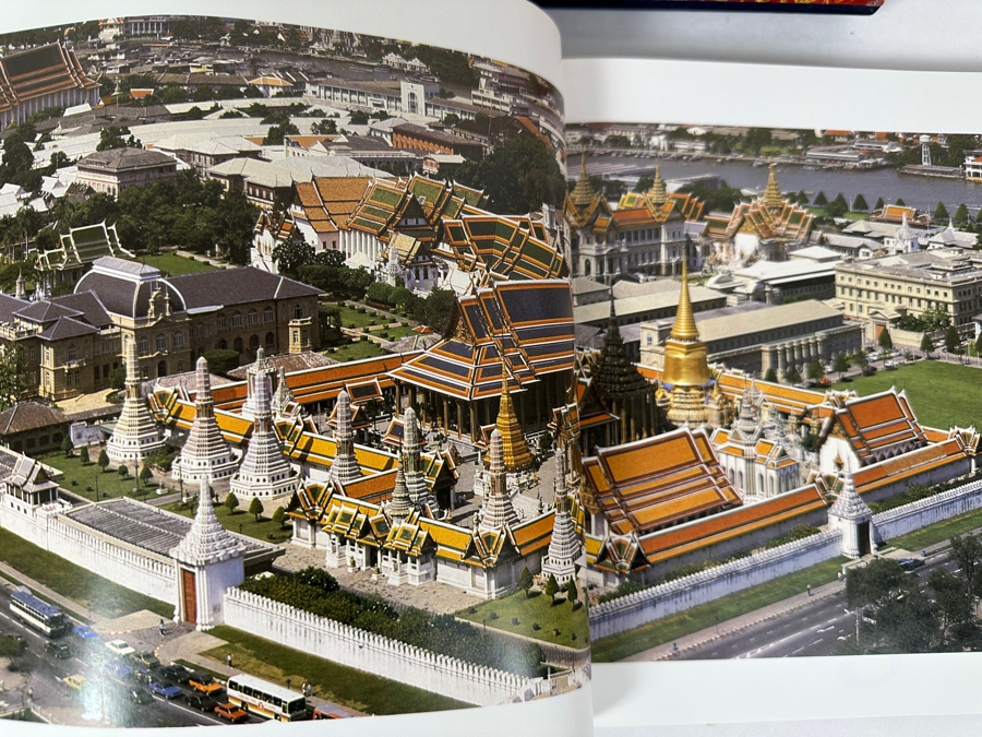 Just Added - First Edition Hardcover Book With Slipcase The Grand Palace Produced In A Limited Edition By The Office Of His Majesty's Principal Private Secretary Bangkok, Thailand [Photo 6]