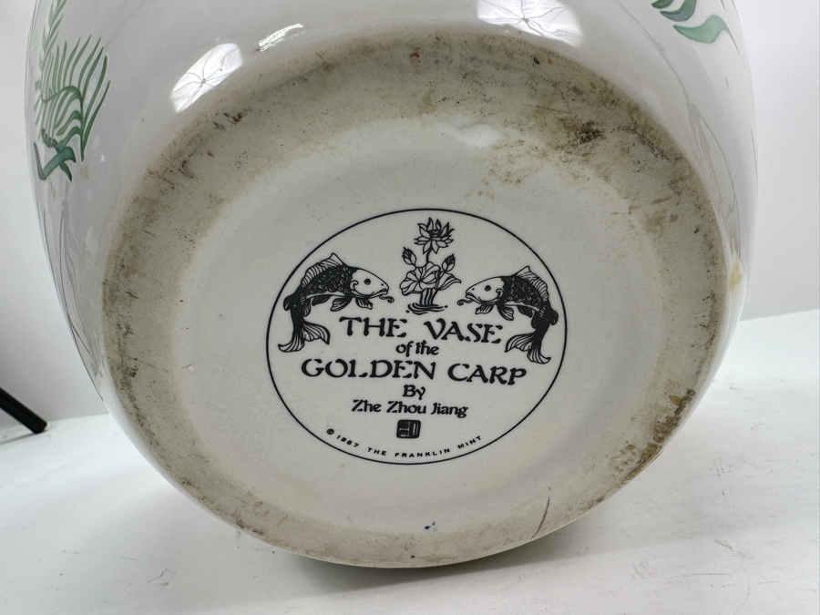 The Vase Of The Golden Carp By Zhe Zhou Jiang For The Franklin Mint 1987 12.5'H [Photo 5]