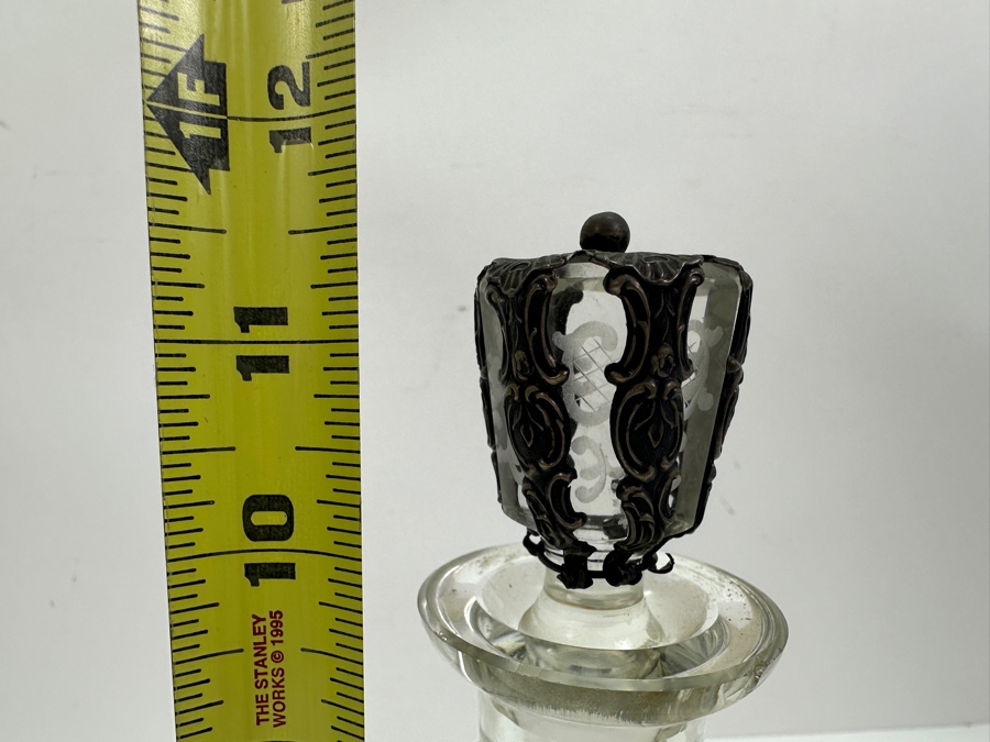 Stunning Mauser Company Sterling Silver Repousse Etched Crystal Liquor Bottle With Stopper 11.5'H [Photo 20]