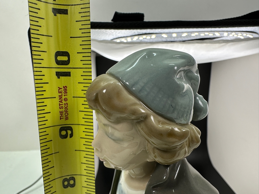 Vintage Lladro 'Shipboy with Baskets' Porcelain Figurine #5055 10.25'H 1980-1985 [Photo 5]