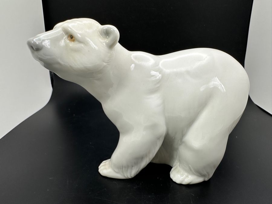 Lladro 'Resting Polar Bear' #1208, 'Attentive Polar Bear' #1207 and 'Seated Polar Bear' #1209 Porcelain Figurines 4-4.5'H [Photo 3]