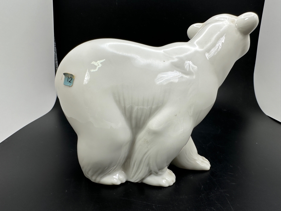 Lladro 'Resting Polar Bear' #1208, 'Attentive Polar Bear' #1207 and 'Seated Polar Bear' #1209 Porcelain Figurines 4-4.5'H [Photo 4]