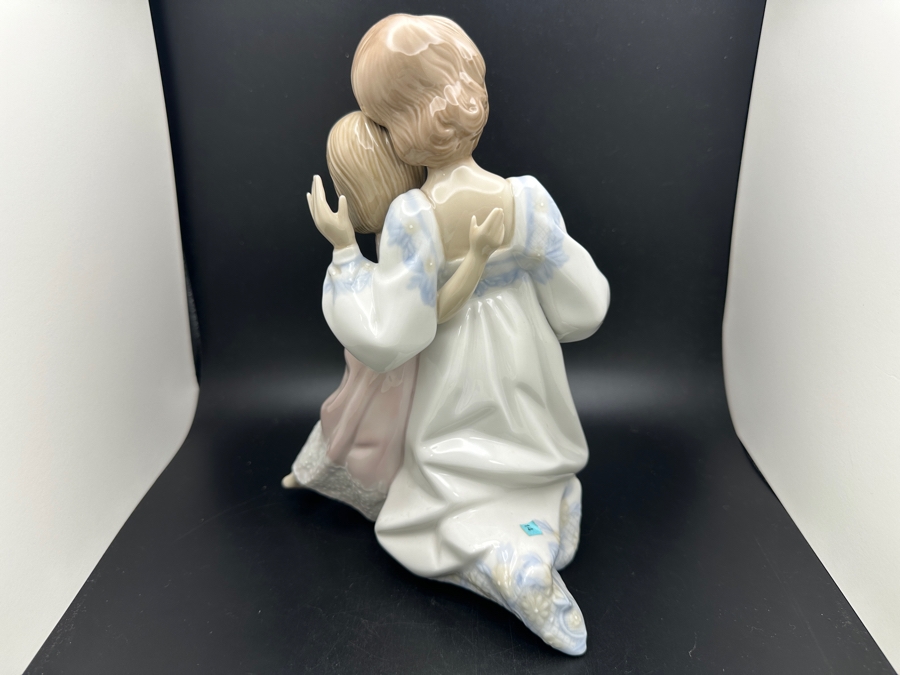 Vintage Lladro 'Goodnight' Porcelain Figurine #5449 8.25'H 1987-2007 [Photo 6]