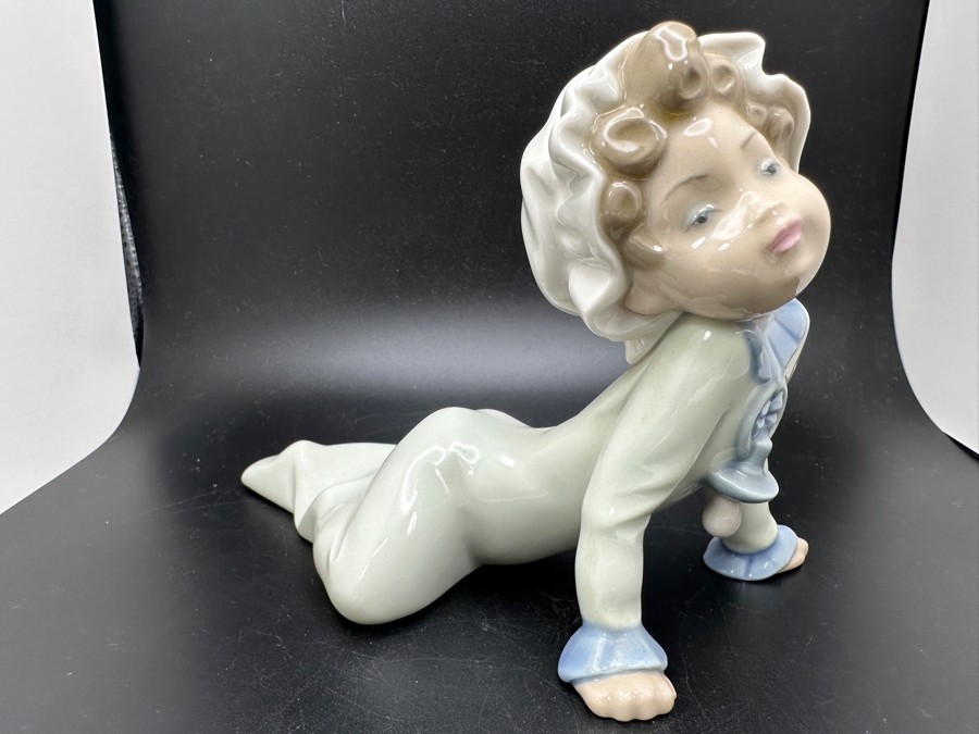 Vintage Lladro 'Baby Crawling on Floor' Porcelain Figurine #5101 4.25'H 1982-1985 [Photo 2]