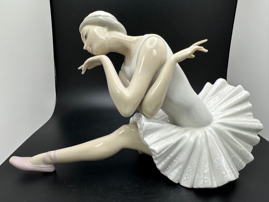Vintage Lladro 'Death of the Swan' Ballerina Porcelain Figurine #4855 5'H 1973-2001 [Photo 3]