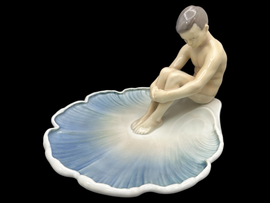 Bing & Grondahl 'Young Man on Tray' Porcelain Figurine #1660 5.5'H  [Photo 1]