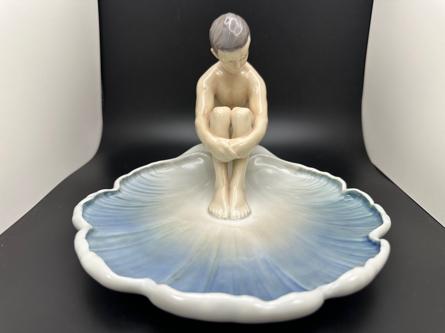 Bing & Grondahl 'Young Man on Tray' Porcelain Figurine #1660 5.5'H  [Photo 5]