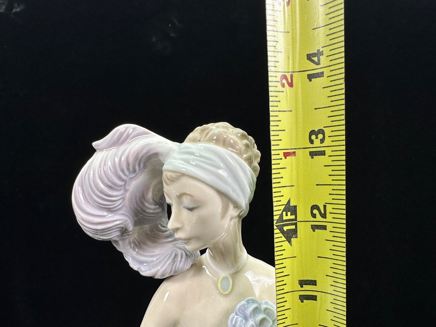 Vintage Lladro 'Socialite of the 1920's' Porcelain Figurine #5283 13.5'H 1985-2002 [Photo 8]