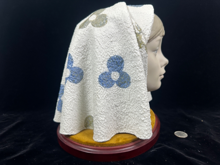 Vintage Lladro 'Girls Head -B-' Porcelain Bust #1003 10.75'H 1969 [Photo 9]