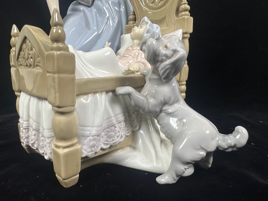 Vintage Lladro 'Dutch Mother' Porcelain Figurine #5083 12'H  [Photo 4]