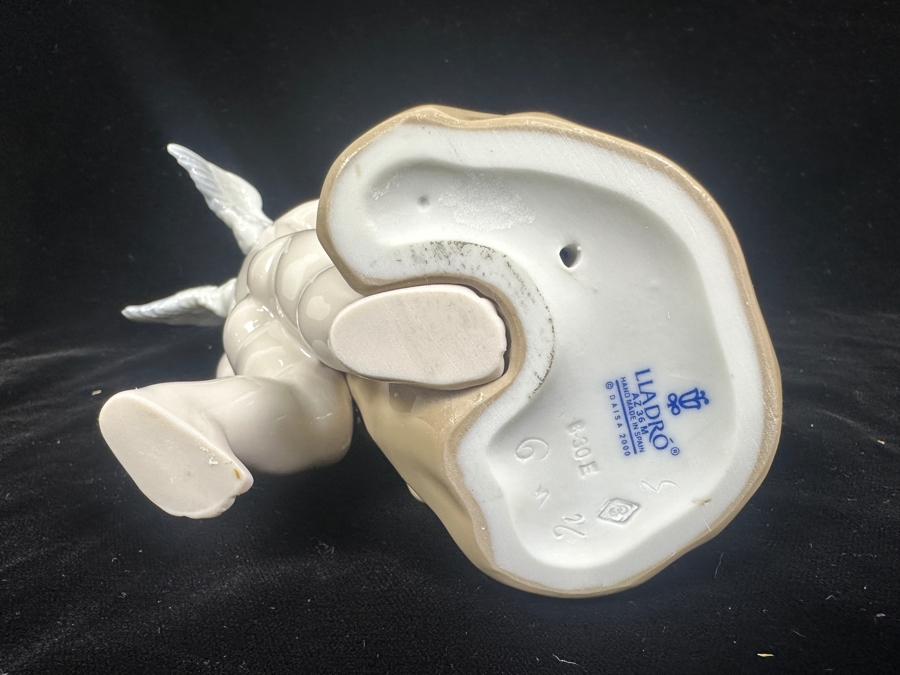 Vintage Lladro 'Love Letters' Porcelain Cupid Figurine #6830 6'H 2001 [Photo 6]