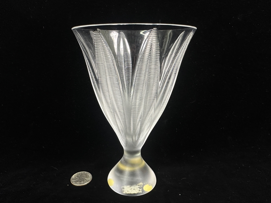 Lalique France Crystal Campanule Frosted Fern Pattern Footed Vase 6 1/8'H [Photo 2]