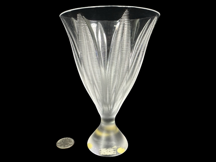 Lalique France Crystal Campanule Frosted Fern Pattern Footed Vase 6 1/8'H [Photo 1]