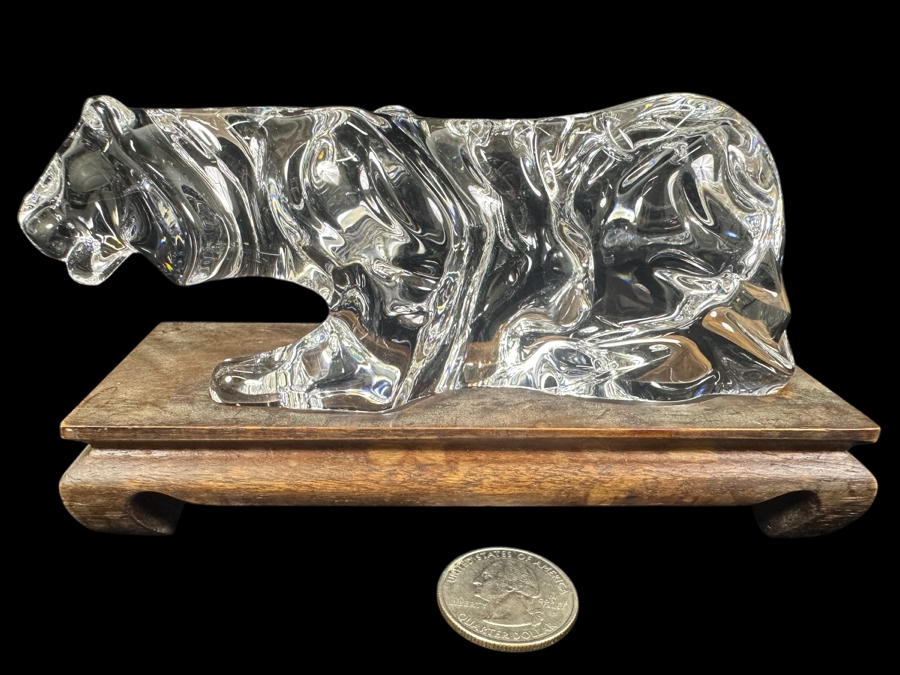 Vintage Baccarat France Crystal Crouching Tiger Figurine With Custom Wooden Stand 6L X 2H [Photo 1]