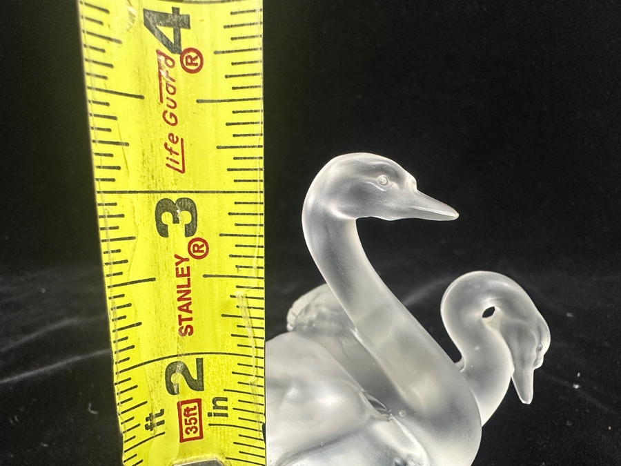 Lalique France Frosted Glass Swans Figurine 3.25'H [Photo 7]