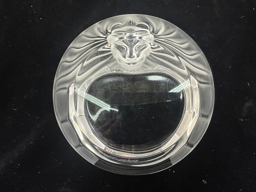 Vintage Lalique France 'Tete De Lion' Ashtray Featuring A Raised Lion's Head Design 6'W [Photo 10]