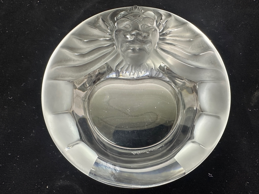 Vintage Lalique France 'Tete De Lion' Ashtray Featuring A Raised Lion's Head Design 6'W [Photo 11]