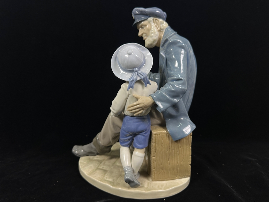 Vintage Lladro 'A Tall Yarn' Porcelain Figurine #5207 11.5'H 1984-2003 [Photo 11]