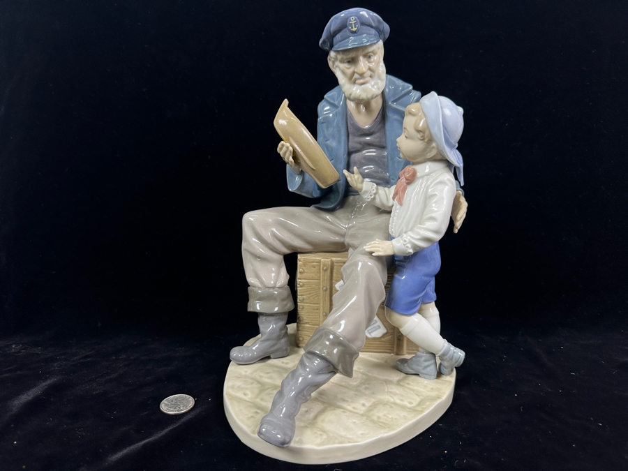 Vintage Lladro 'A Tall Yarn' Porcelain Figurine #5207 11.5'H 1984-2003 [Photo 2]