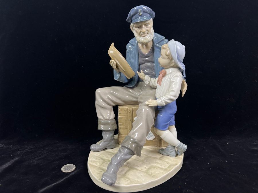 Vintage Lladro 'A Tall Yarn' Porcelain Figurine #5207 11.5'H 1984-2003 [Photo 3]