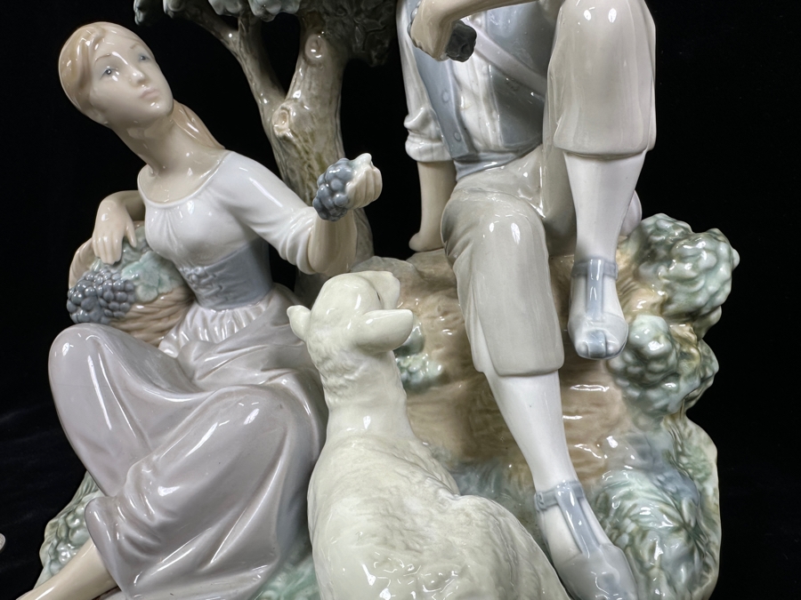 Vintage Lladro 'Pastoral Couple with Lamb' Porcelain Figurine #5047 10.5'H x 10W 1980-1981 [Photo 8]