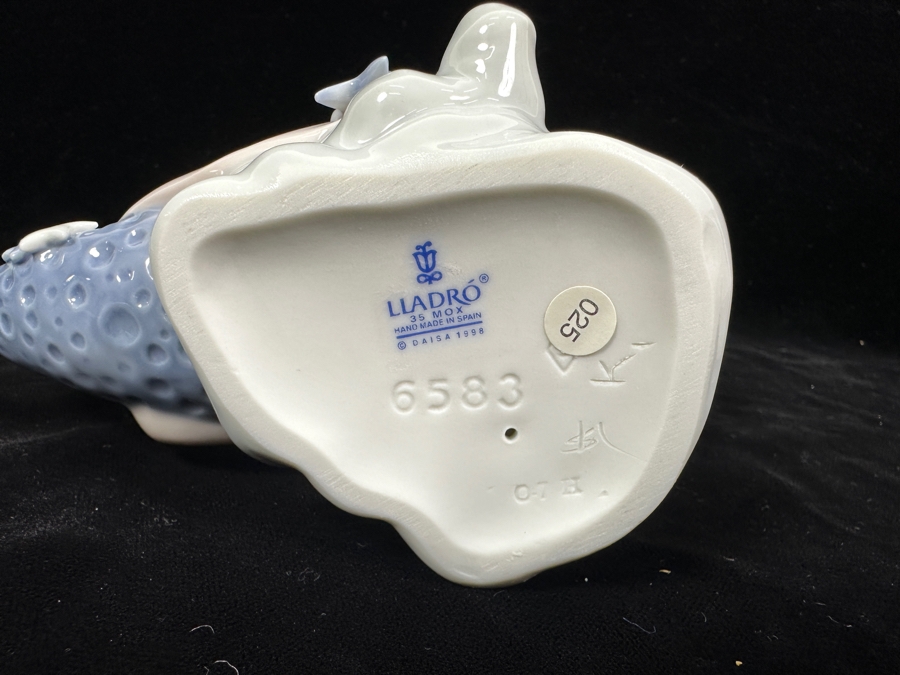 Lladro 'Heavens' LullaBy' Porcelain Girl Figurine #6583 8'H Retail $450 [Photo 6]