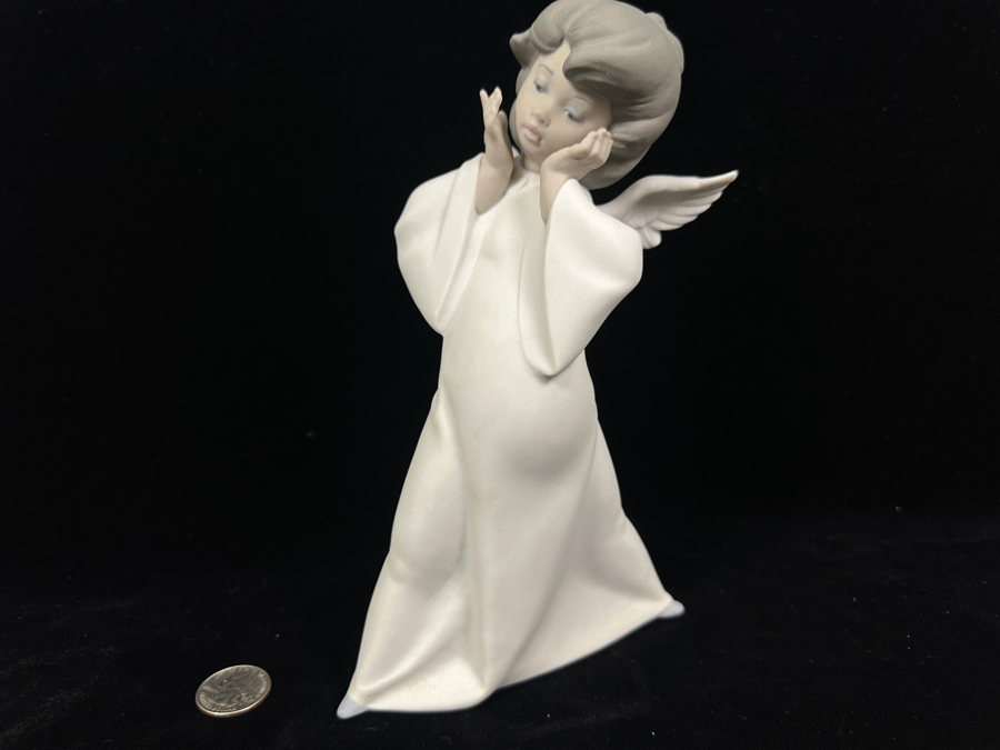Lladro 'Mime Angel' Porcelain Figurine #4959 8.5'H Retail $295 [Photo 3]