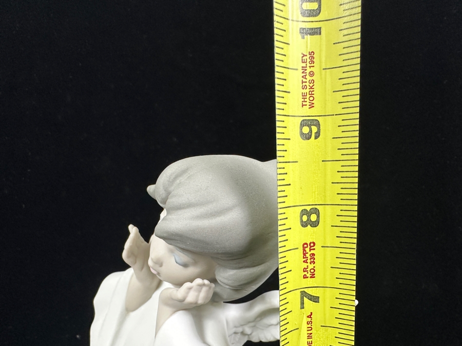 Lladro 'Mime Angel' Porcelain Figurine #4959 8.5'H Retail $295 [Photo 9]
