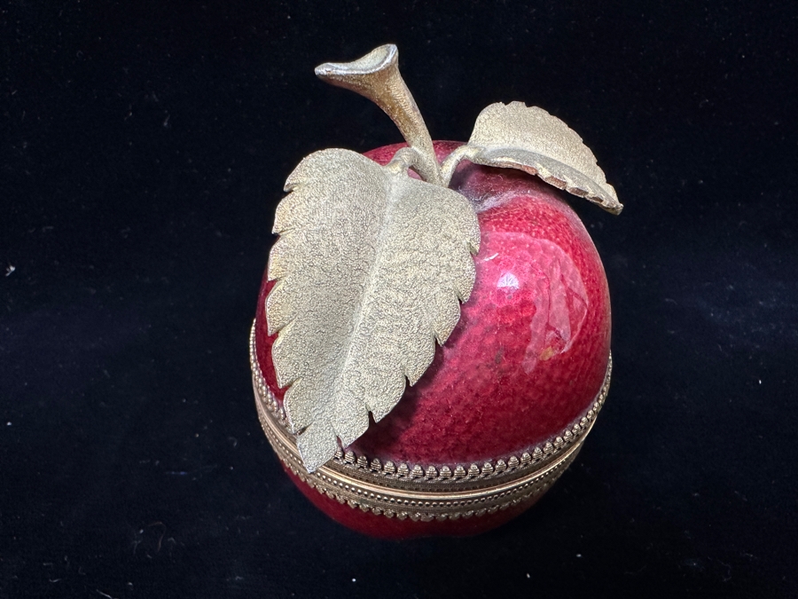 Evans Red Enamel Apple Table Lighter 4'H [Photo 5]