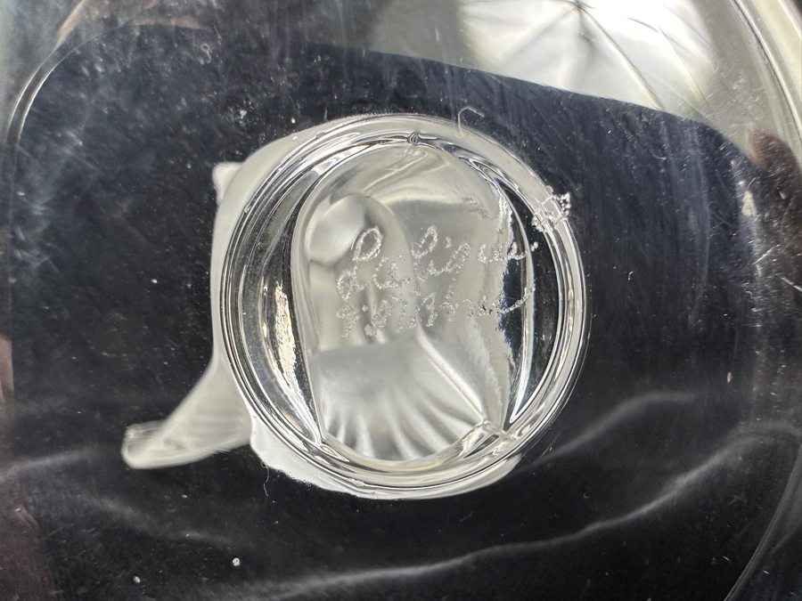 Lalique France Crystal Dove On A Circular Trinket Ring Dish 3.75'W [Photo 8]