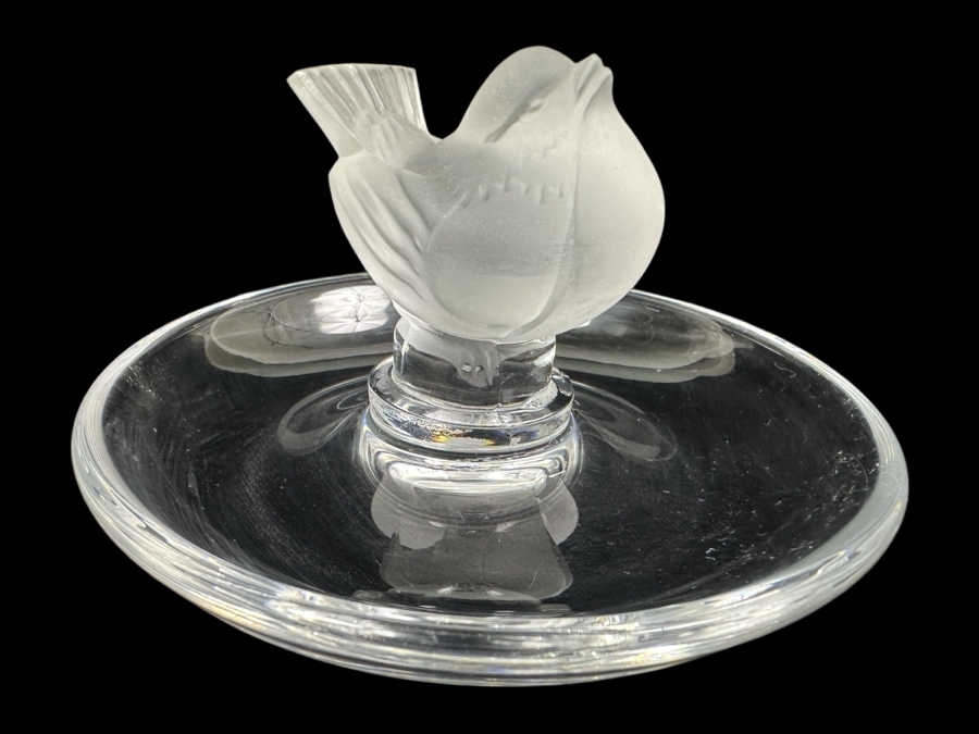Lalique France Crystal Pinson Finch Bird On A Circular Trinket Ring Dish 3.75'W [Photo 1]