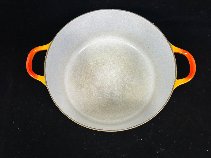 Le Creuset Dutch Oven 12.5'W [Photo 6]