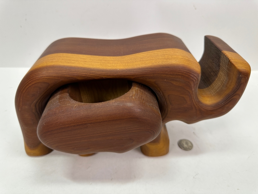 Handcrafted Native Redwood Elephant Box [Photo 5]