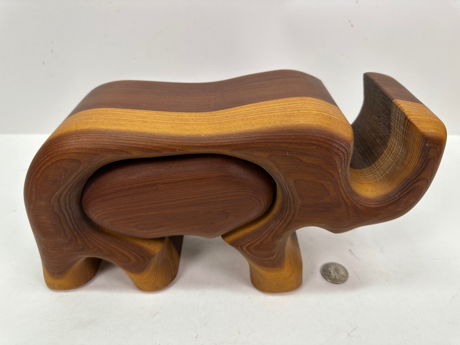 Handcrafted Native Redwood Elephant Box [Photo 4]