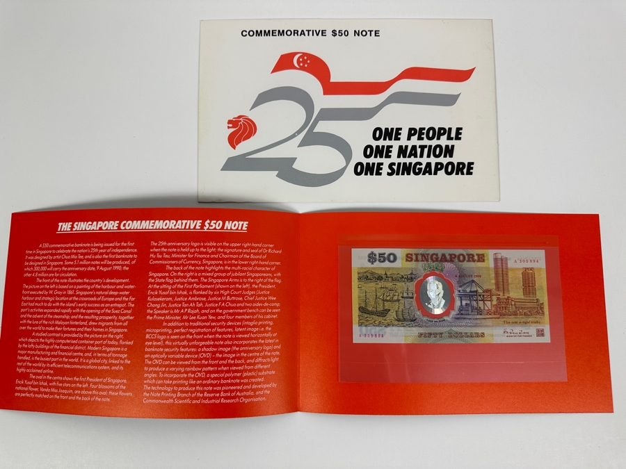 Mint Uncirculated Singapore Commemorative $50 Note Fifty Dollars First Issued In Singapore To Celebrate The Nation's 25th Year Of Independence Limited To 300,000 With 9 August 1990 Anniversary Date Featuring Hologram Of Yusof Bin Ishak [Photo 5]