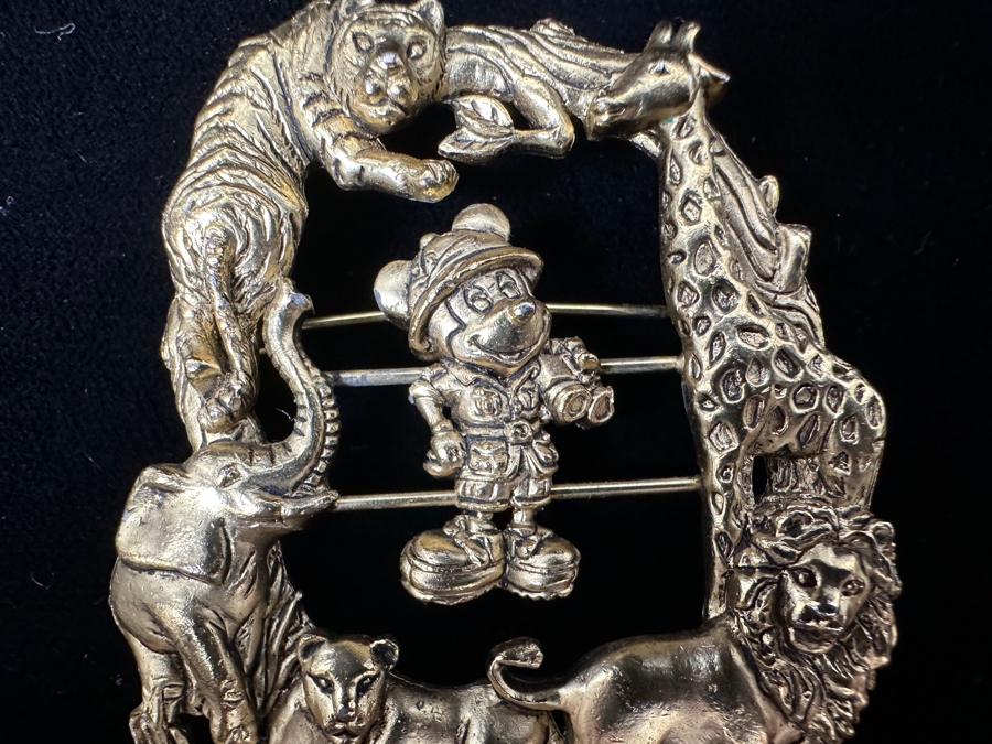 Gold Tone Disney Mickey Mouse Brooch Pin [Photo 5]