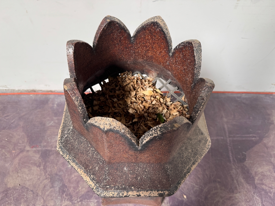 Just Added - Antique English Chimney Pot 15W X 42H [Photo 4]