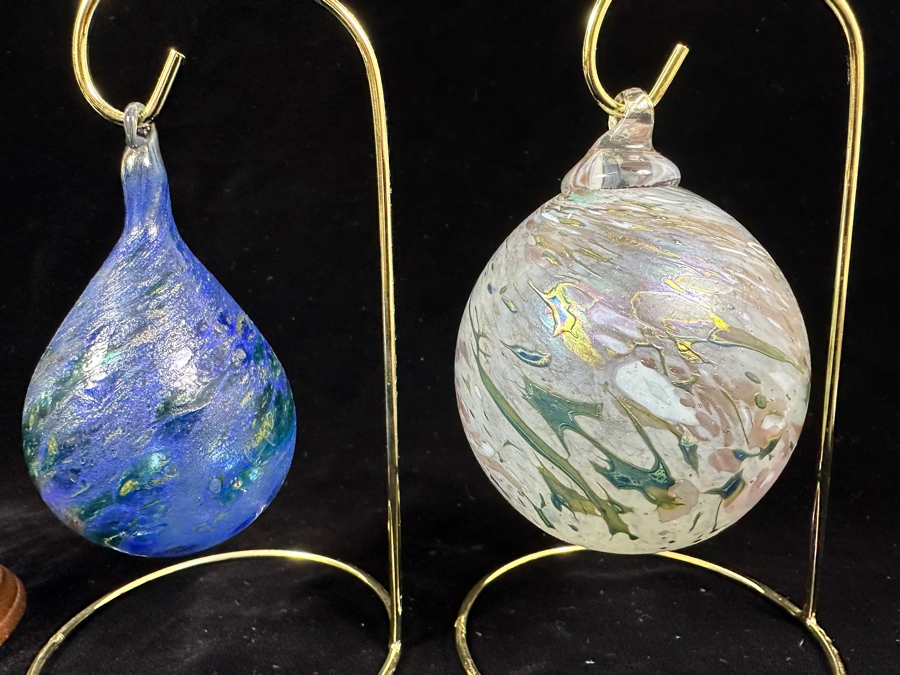 Just Added - (4) Handblown Art Glass Balls With Stands 7H [Photo 5]