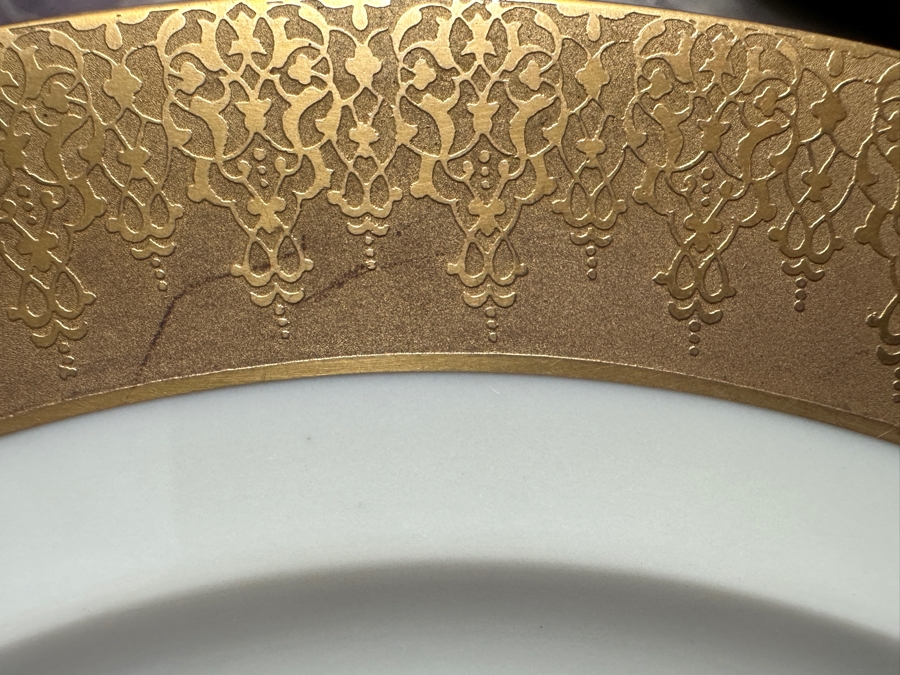 Just Added - (12) Royal Bavarian Hutschenreuther Selb Bavaria Gilt Dinner Plates 10.75W Estimate $708 [Photo 5]