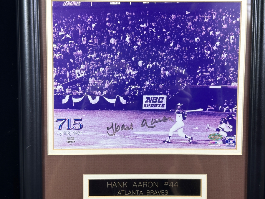 Just Added - Hand Signed Hank Aaron #44 Atlanta Braves Photograph With Field Of Dreams Certificate Of Authenticity 13 X 16 [Photo 5]