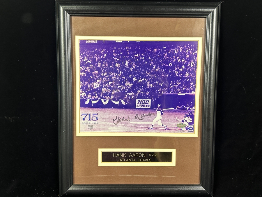 Just Added - Hand Signed Hank Aaron #44 Atlanta Braves Photograph With Field Of Dreams Certificate Of Authenticity 13 X 16 [Photo 3]