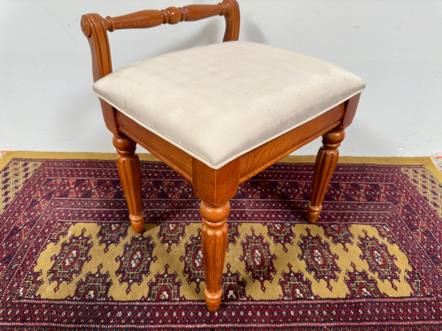 Just Added - Vintage Upholstered Vanity Stool By Stanley Furniture Company 18'W x 16'D x 22'H (18' Seat Height) [Photo 4]