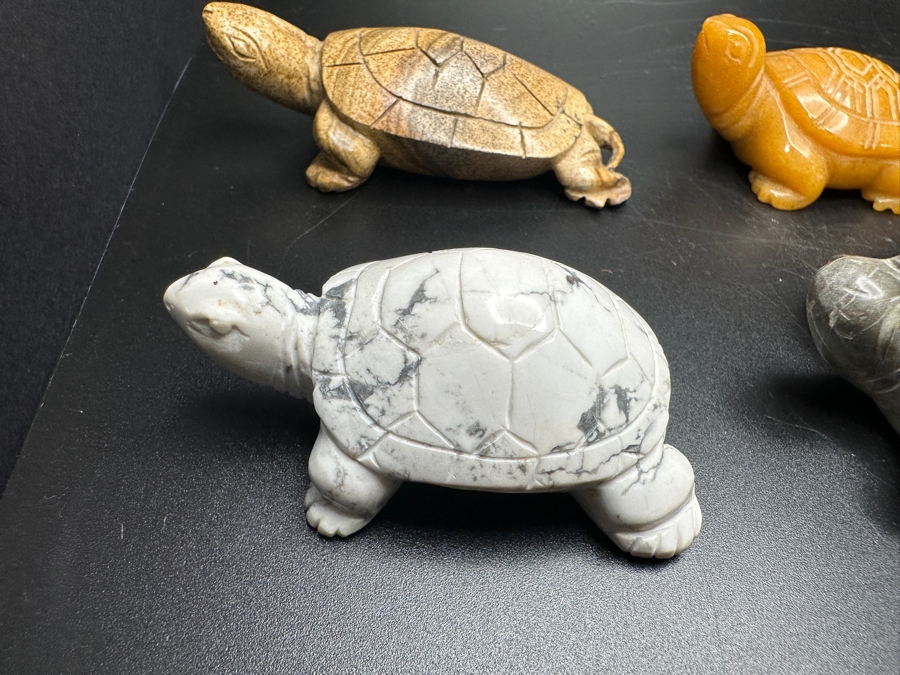 Just Added - (9) Carved Stone Turtle Figurines Of Various Stones 573g [Photo 15]