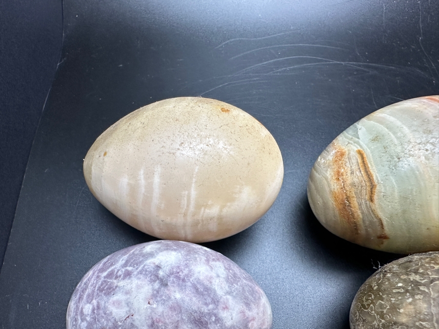 Six Carved Stone Eggs [Photo 3]