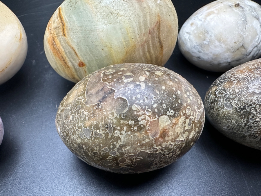 Six Carved Stone Eggs [Photo 5]