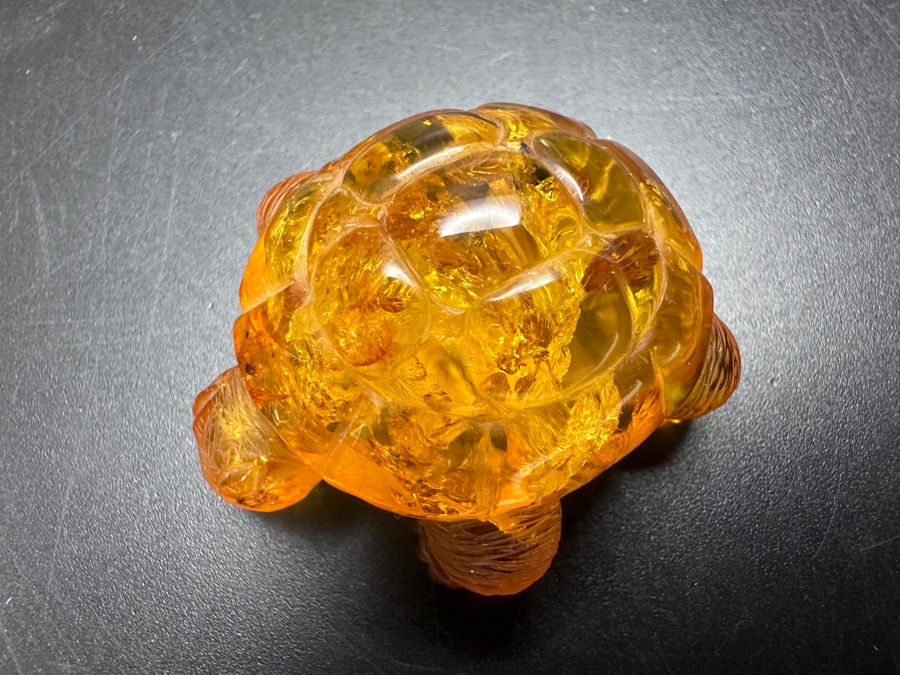 Carved Amber Turtle Figurine 13g [Photo 6]
