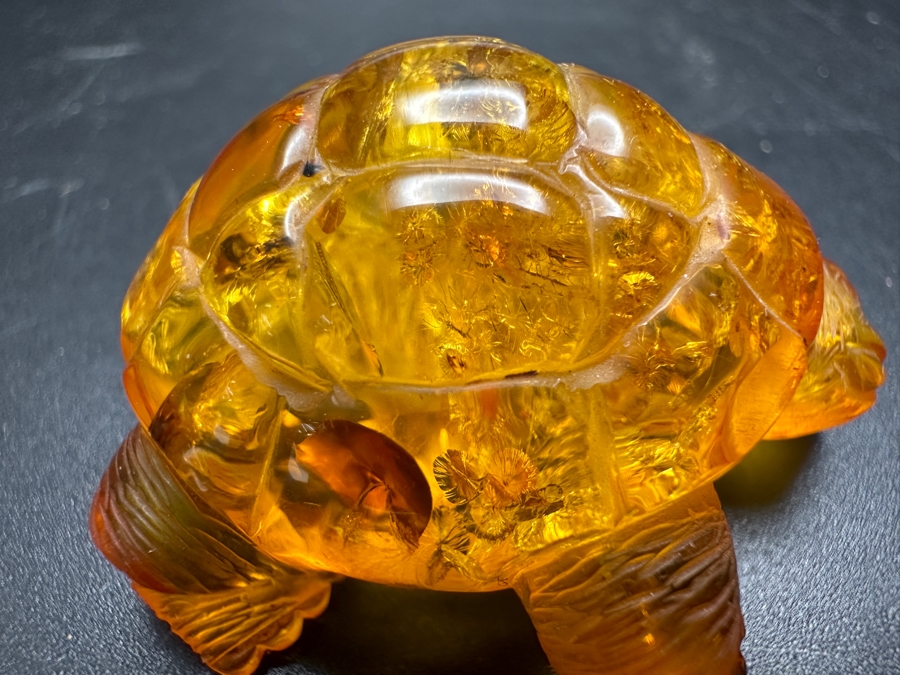 Carved Amber Turtle Figurine 13g [Photo 9]