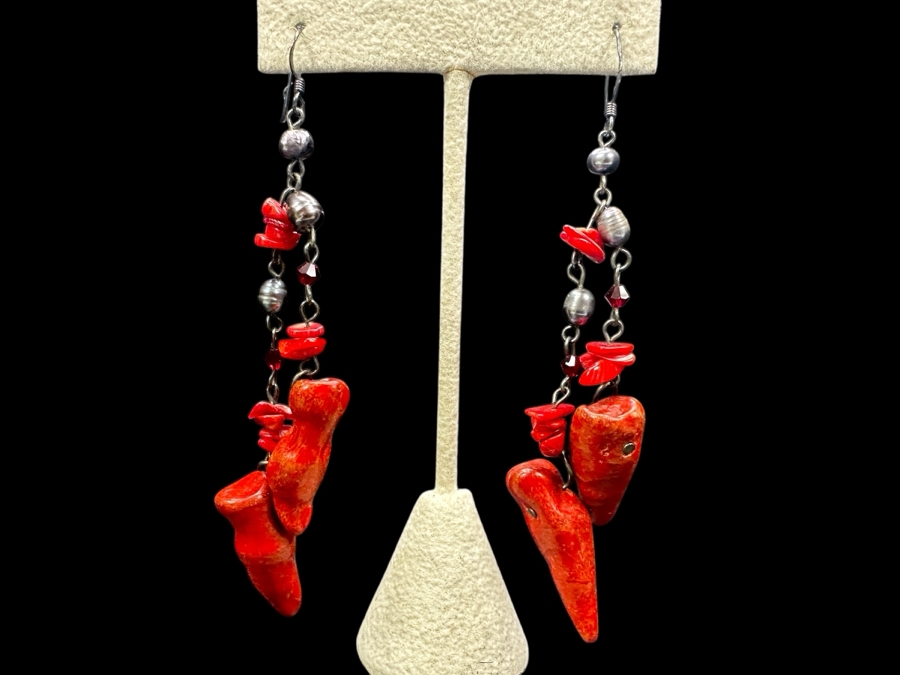 Red Coral / Pearl Earrings [Photo 1]